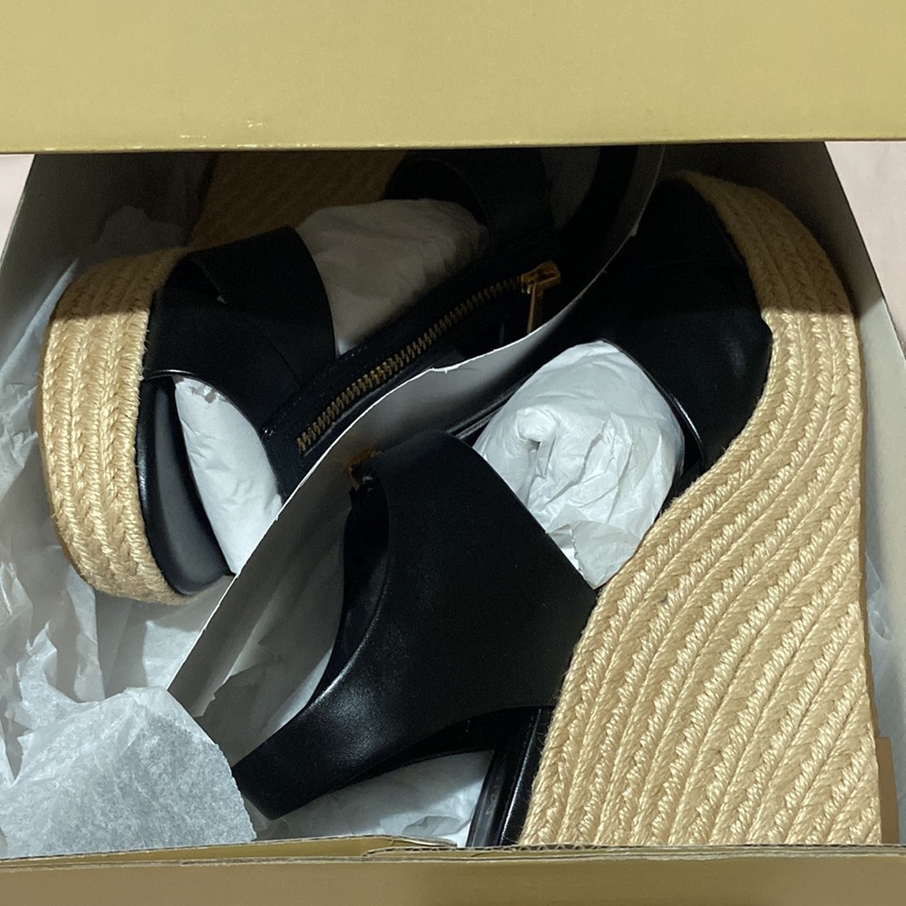 Michael Kors Roslyn Wedge Sandal faux leather black 9.5 M